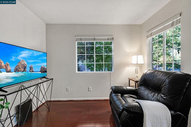 15 Creekside Dr, San Ramon, CA 94583