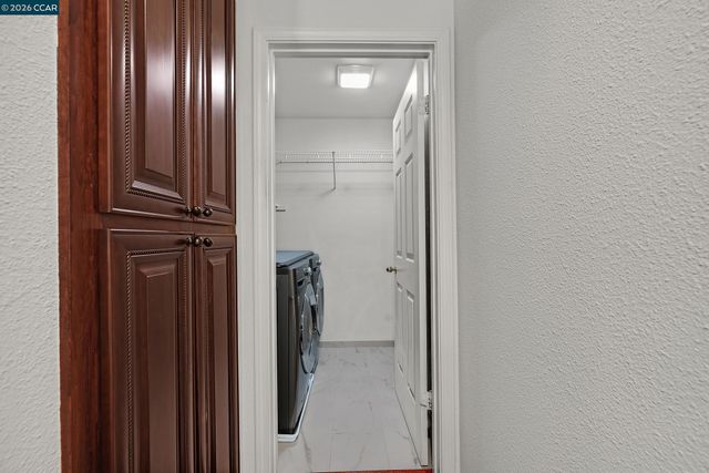 15 Creekside Dr, San Ramon, CA 94583