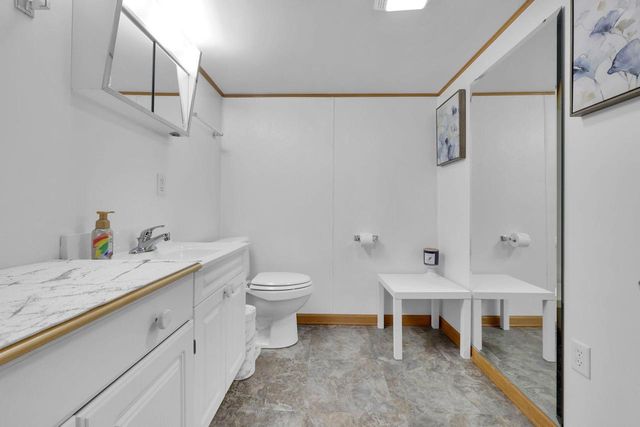 5811 39th AVENUE, Kenosha, WI 53144