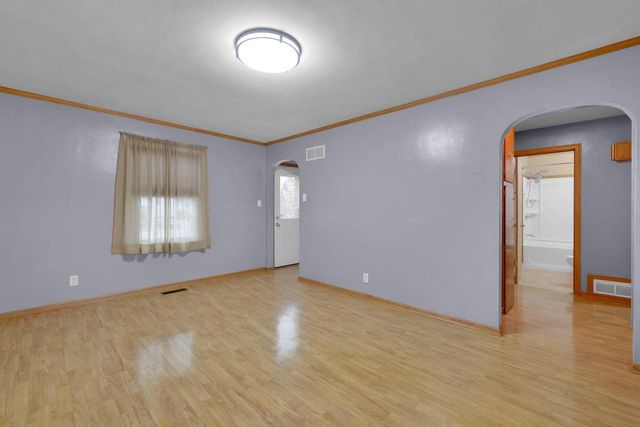 5811 39th AVENUE, Kenosha, WI 53144