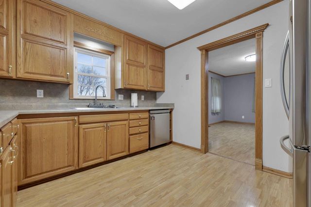 5811 39th AVENUE, Kenosha, WI 53144