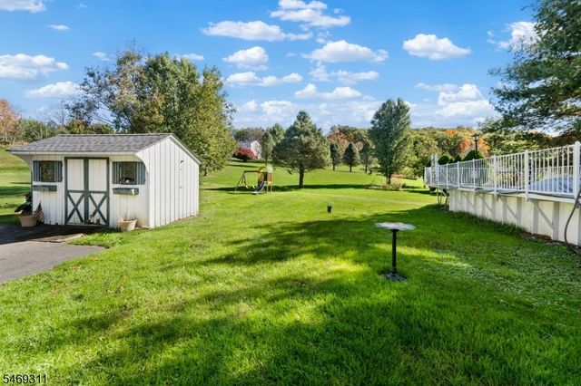 38 Bailey Park Dr, Frankford Twp., NJ 07822