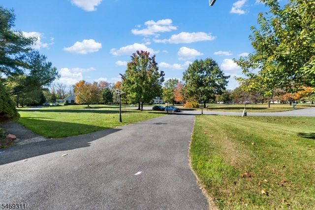 38 Bailey Park Dr, Frankford Twp., NJ 07822