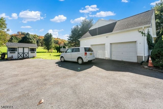 38 Bailey Park Dr, Frankford Twp., NJ 07822