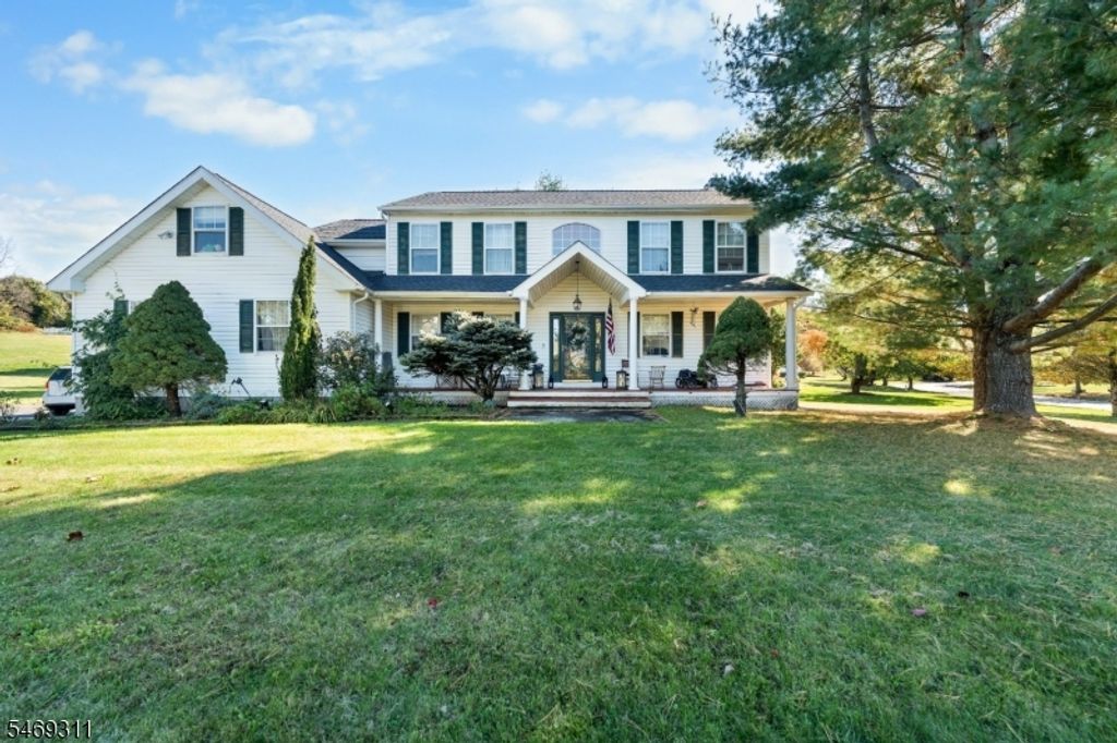 38 Bailey Park Dr, Frankford Twp., NJ 07822 — exterior