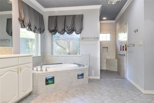 840 Hunterwood Drive, Jasper, TX 75951