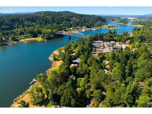 14110 Se FAIROAKS Way, Milwaukie, OR 97267