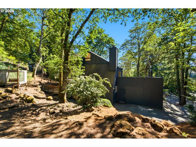 14110 Se FAIROAKS Way, Milwaukie, OR 97267