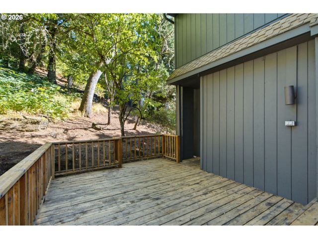 14110 Se FAIROAKS Way, Milwaukie, OR 97267