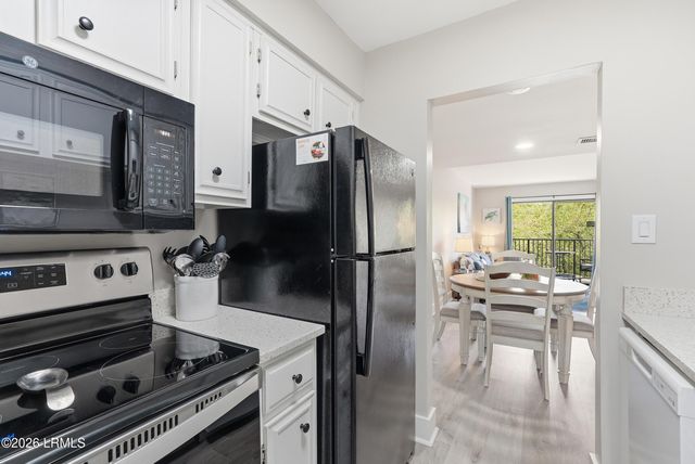 34 S Forest Beach Dr Apt C14, Hilton Head Island, SC 29928