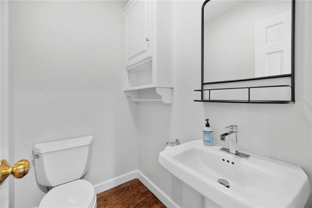 6724 Broadmoor Street, Overland Park, KS 66204