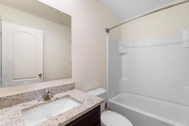 1804 Sophia Lane, Belen, NM 87002