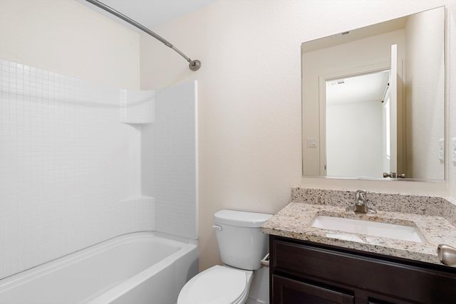 1804 Sophia Lane, Belen, NM 87002