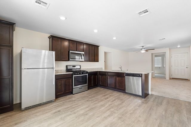 1804 Sophia Lane, Belen, NM 87002