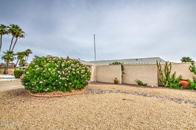 10145 W PIMA Court, Sun City, AZ 85373