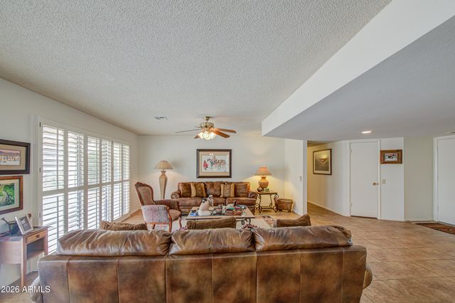 10145 W PIMA Court, Sun City, AZ 85373