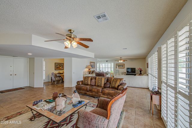 10145 W PIMA Court, Sun City, AZ 85373