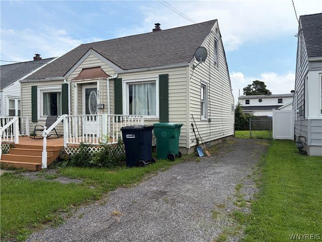 3631 Chapin Avenue, Niagara Falls, NY 14301