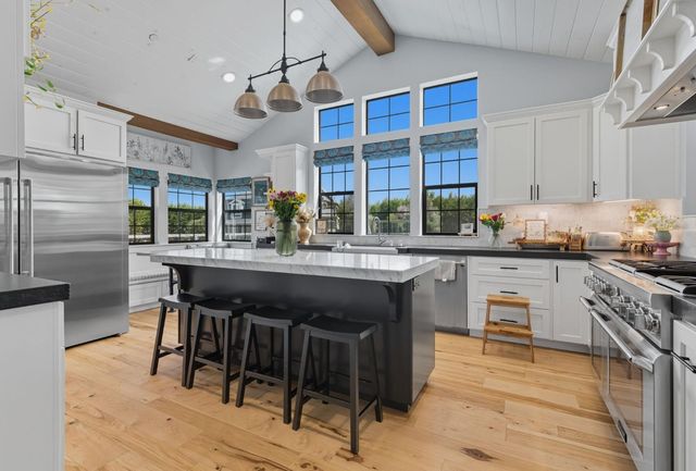 5601 Garst Rd, Modesto, CA 95357