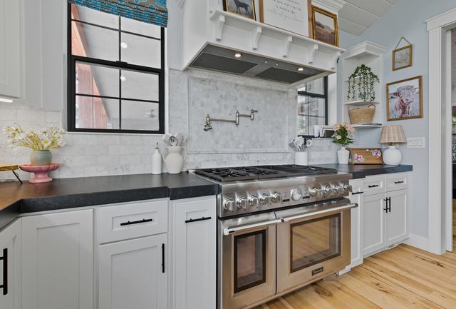 5601 Garst Rd, Modesto, CA 95357