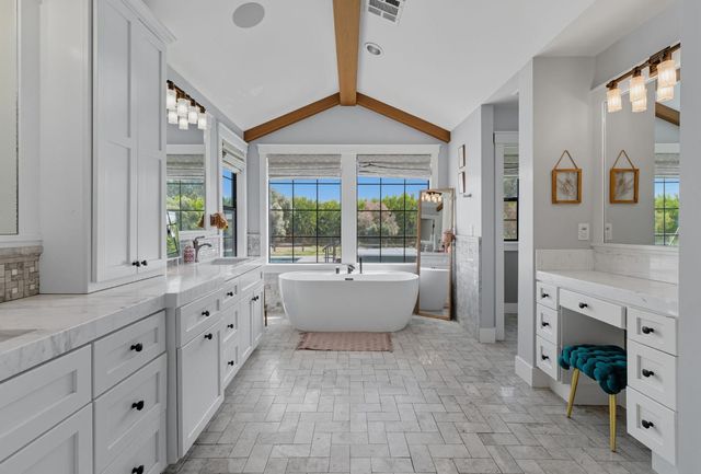 5601 Garst Rd, Modesto, CA 95357