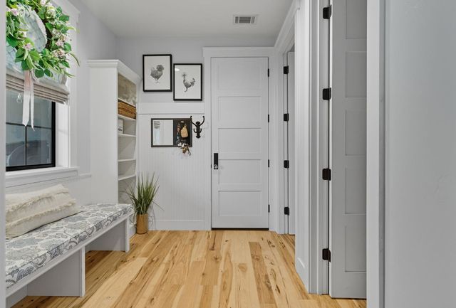 5601 Garst Rd, Modesto, CA 95357