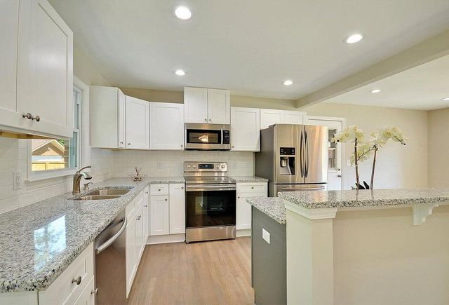 8045 Nantuckett Avenue, North Charleston, SC 29420