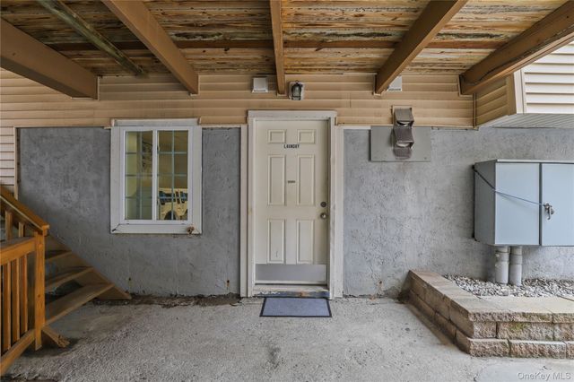 420 Fox Run Lane, Carmel, NY 10512