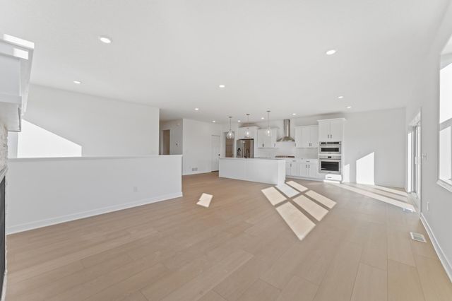 1915 Ravine Road, Carver, MN 55315