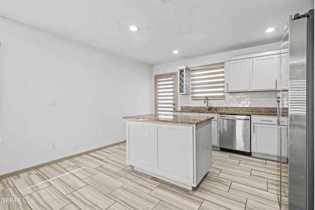 13159 EMERALD ISLE Street, El Paso, TX 79928