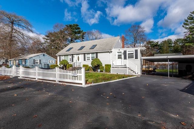 32 Johnson Rd, Stoughton, MA 02072