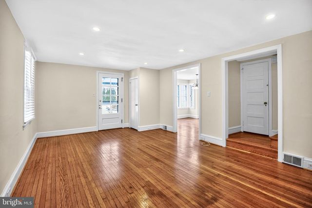 1183 JERICHO RD, Abington, PA 19001