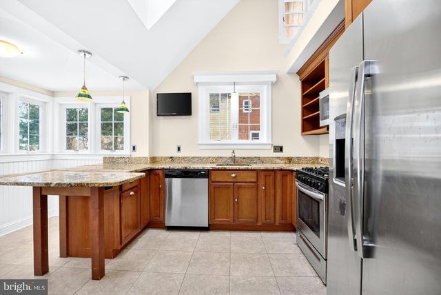 1183 JERICHO RD, Abington, PA 19001