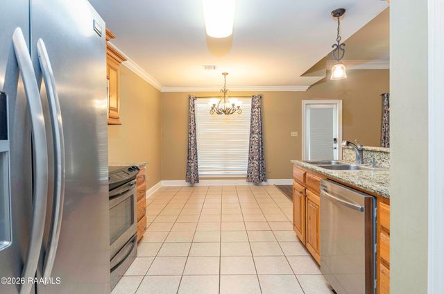 106 Country Garden Lane, Lafayette, LA 70507