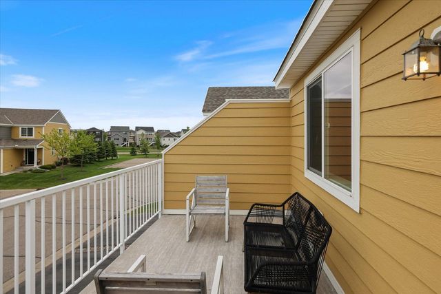 8286 Jonquil Lane N, Maple Grove, MN 55369