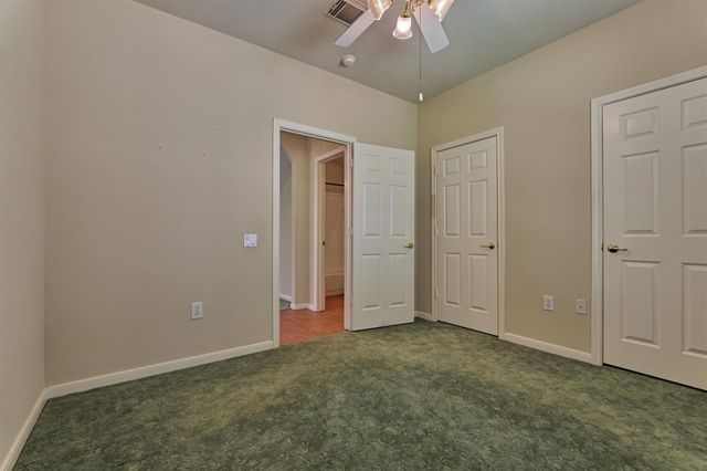 175 W Lilac Ridge Place, The Woodlands, TX 77384