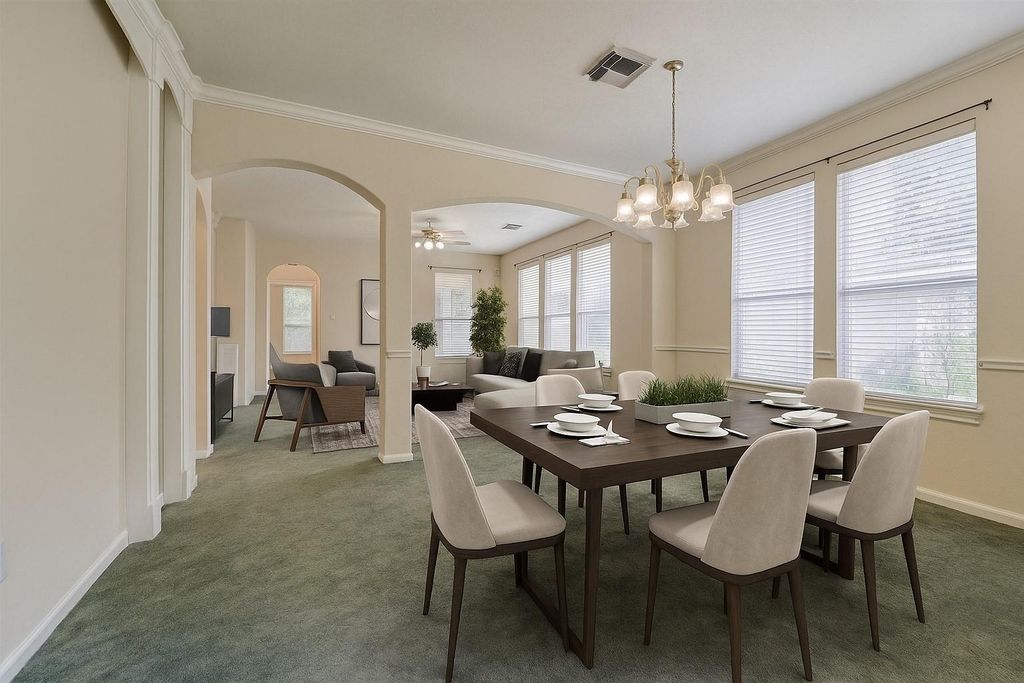 175 W Lilac Ridge Place, The Woodlands, TX 77384