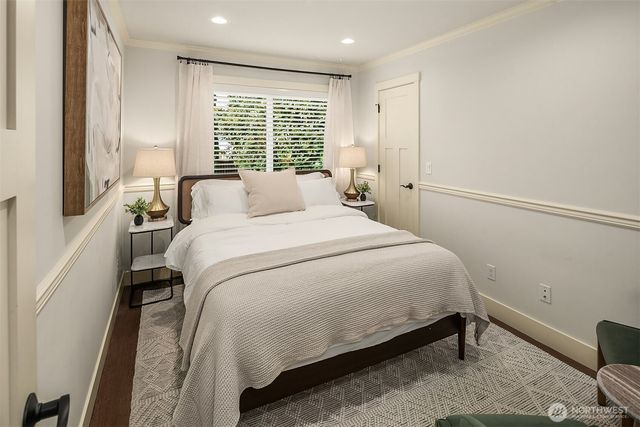 709 3rd Street S, Kirkland, WA 98033