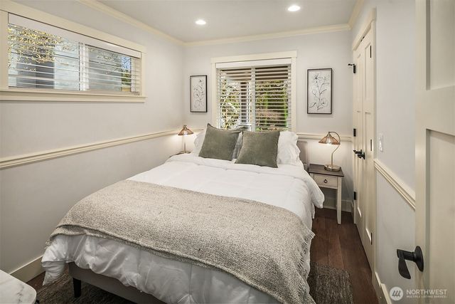 709 3rd Street S, Kirkland, WA 98033