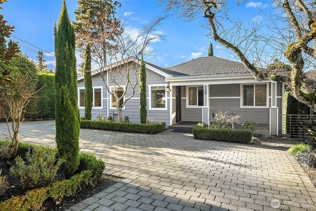 709 3rd Street S, Kirkland, WA 98033