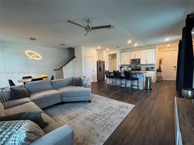 6359 Sailpointe Lane, West Palm Beach, FL 33413