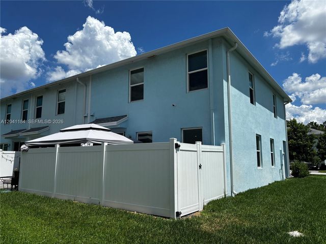6359 Sailpointe Lane, West Palm Beach, FL 33413