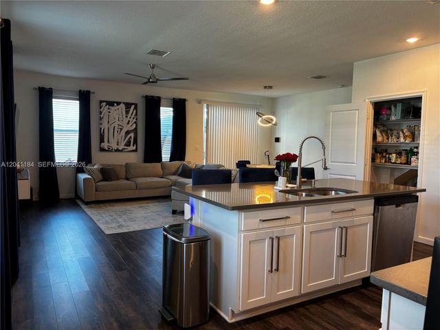6359 Sailpointe Lane, West Palm Beach, FL 33413