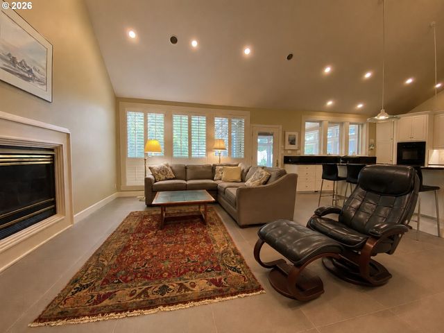 22709 Ne 123RD Cir, Brush Prairie, WA 98606