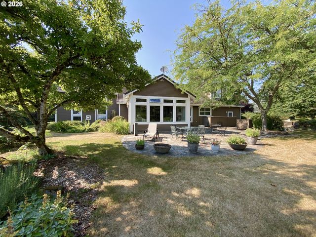 22709 Ne 123RD Cir, Brush Prairie, WA 98606