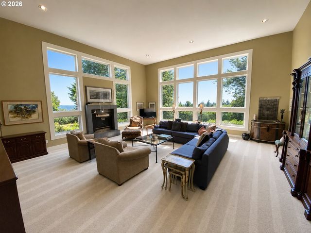 22709 Ne 123RD Cir, Brush Prairie, WA 98606
