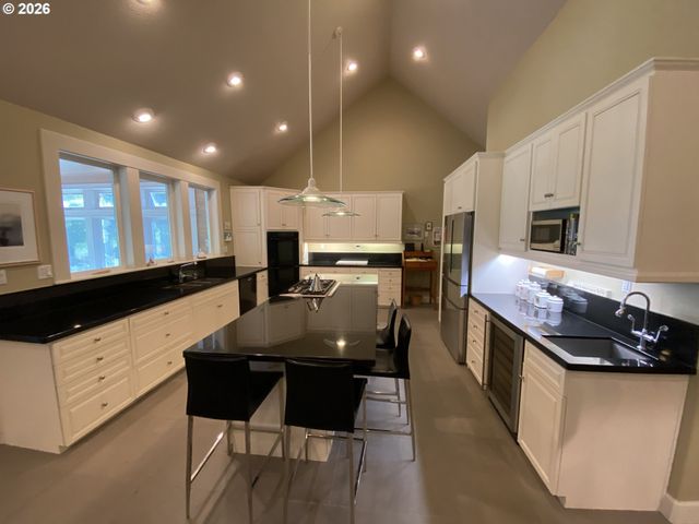 22709 Ne 123RD Cir, Brush Prairie, WA 98606