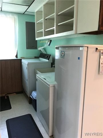 675 Sandy Avenue, Evans, NY 14006