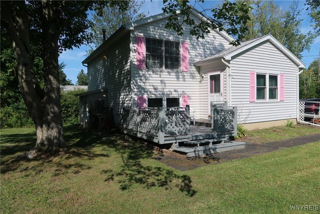 675 Sandy Avenue, Evans, NY 14006