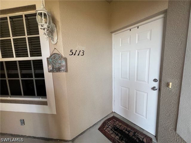 8125 Celeste DR 5113, Naples, FL 34113